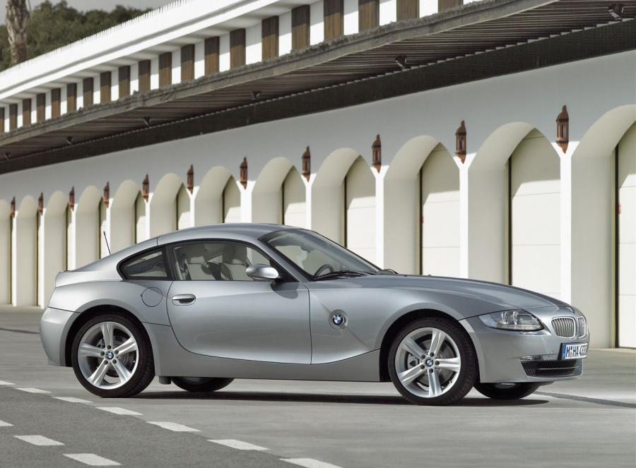  BMW Z4 Coupe 2006 года  (фото 12 из 49)